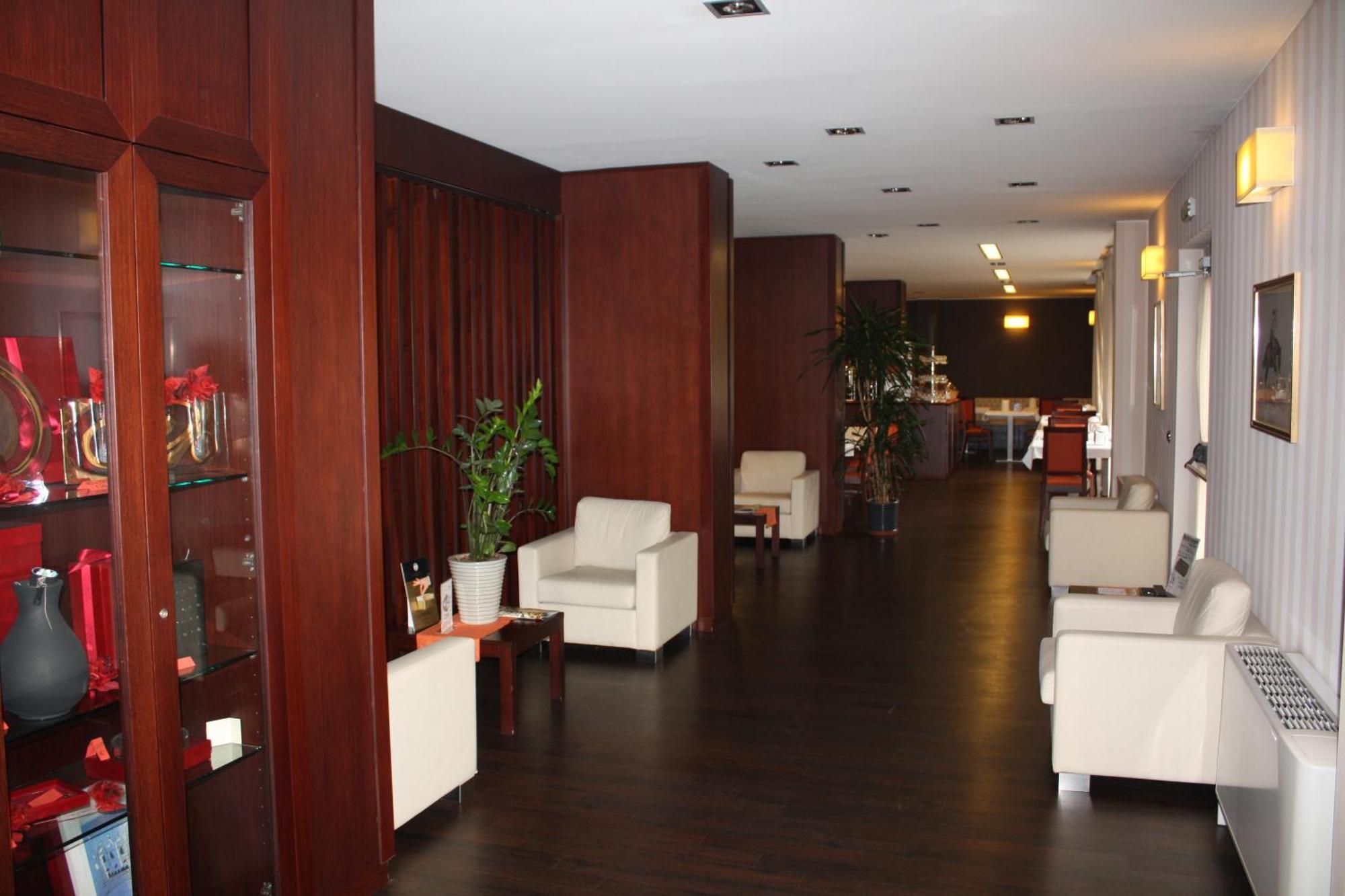 Hotel 2C Legnano Exterior foto