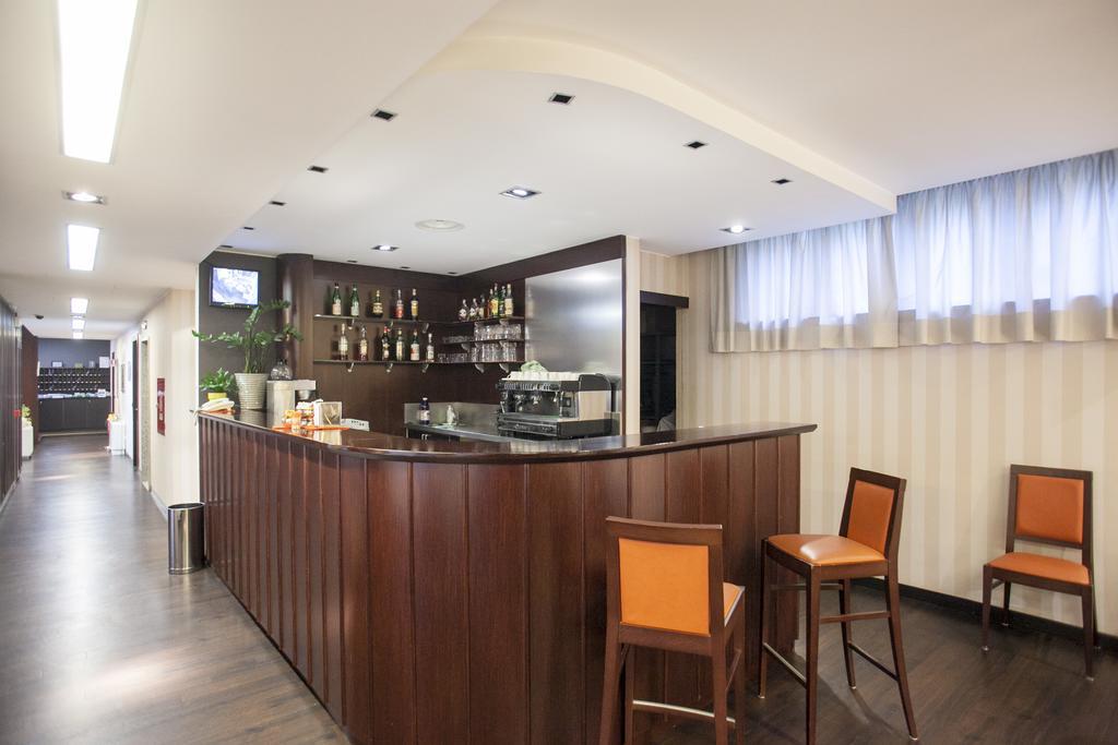 Hotel 2C Legnano Exterior foto