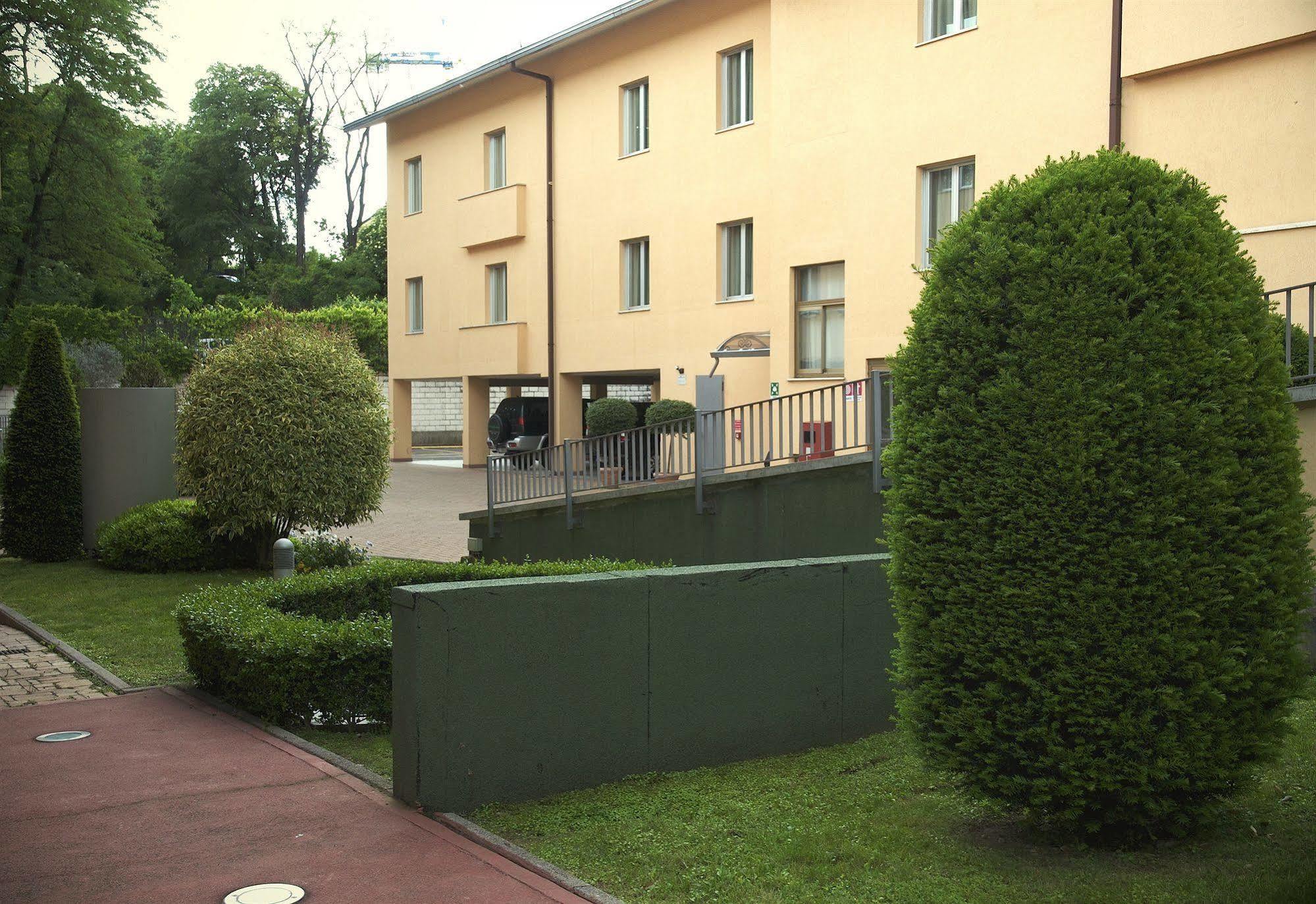 Hotel 2C Legnano Exterior foto